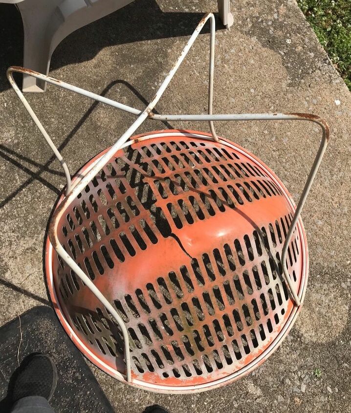 q help with 1970s patio chairs