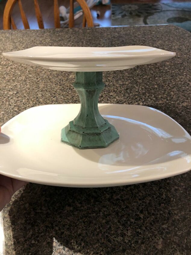 cute easy inexpensive tiered table stand