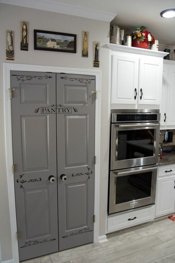 kitchen island overhaul with a bonus pantry door to match