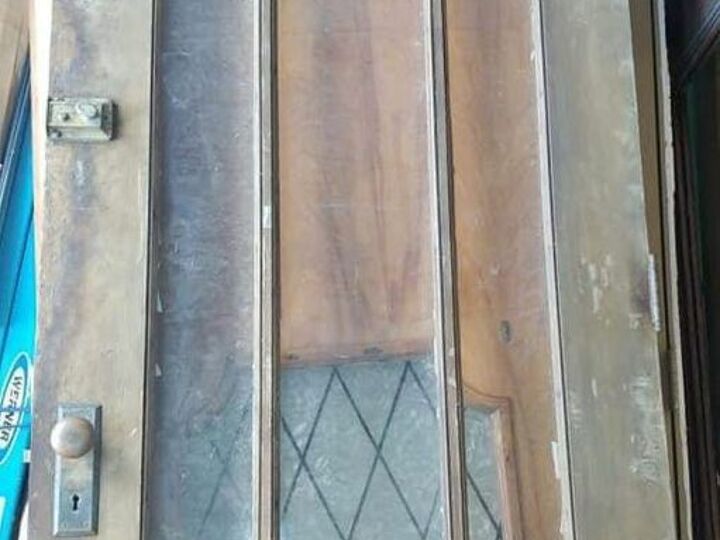 q how to clean an old wooden door