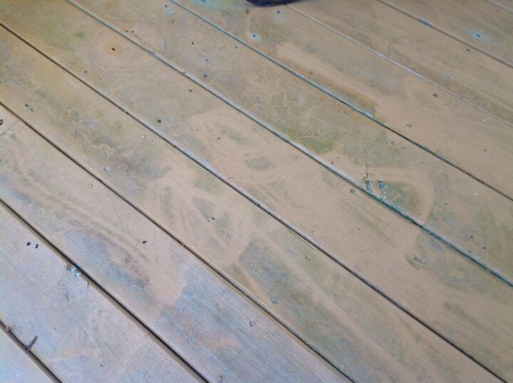 how is the best way to get pollen off a wood deck