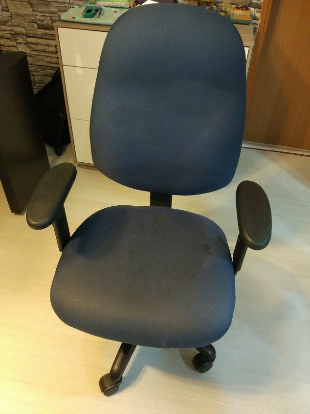 retapizar una silla de oficina, antes de