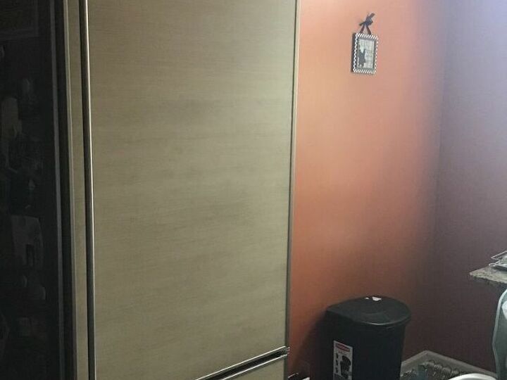 q how can i put a calendar and schedule onto our fridge