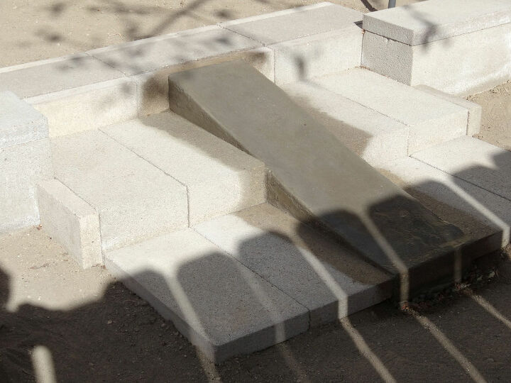 concrete wheelbarrow ramp