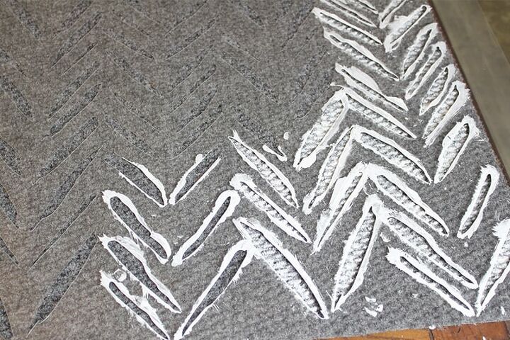 diy stencilled rug