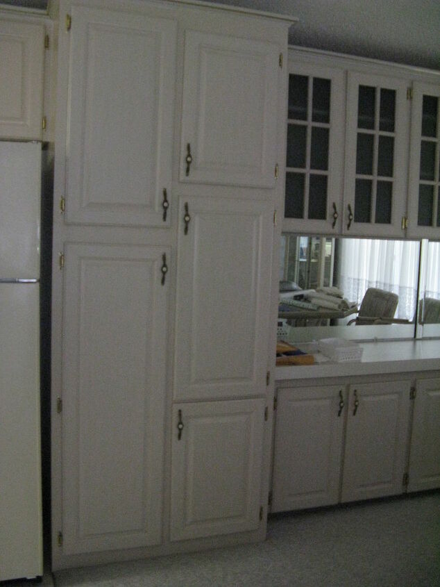how to paint kitchen cabinets inside is it possible to paint cabinet and the glass inside how to paint kitchen cabinets inside is it possible to paint cabinet and the glass inside