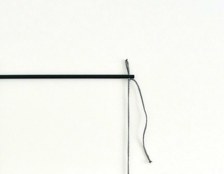 make a minimal art magazine display ladder