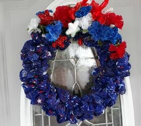 a patriotic wreath