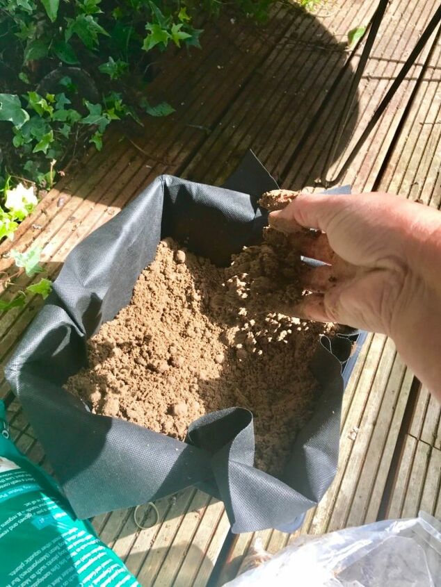 cute little diy old tub pond, Fill with aquatic soil for pond plants