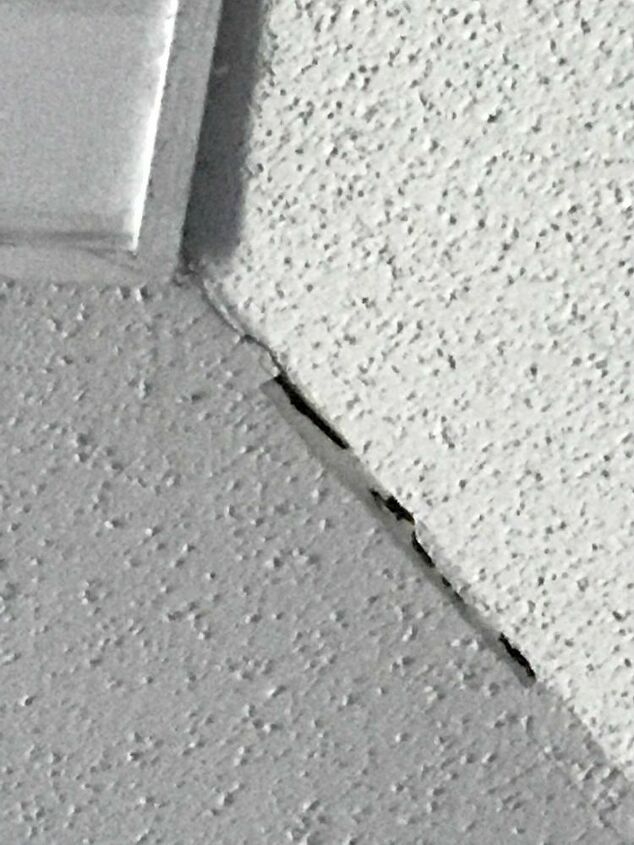 q how can i repair a seam in the ceiling