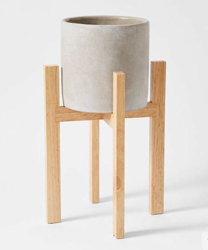 q how do i go about making a wooden pot plant stand with minimal tools