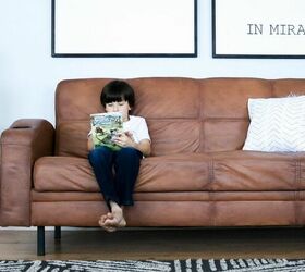 Cómo pintar su viejo sofá + pintura que actúa como cuero de imitación DIY |  Hometalk