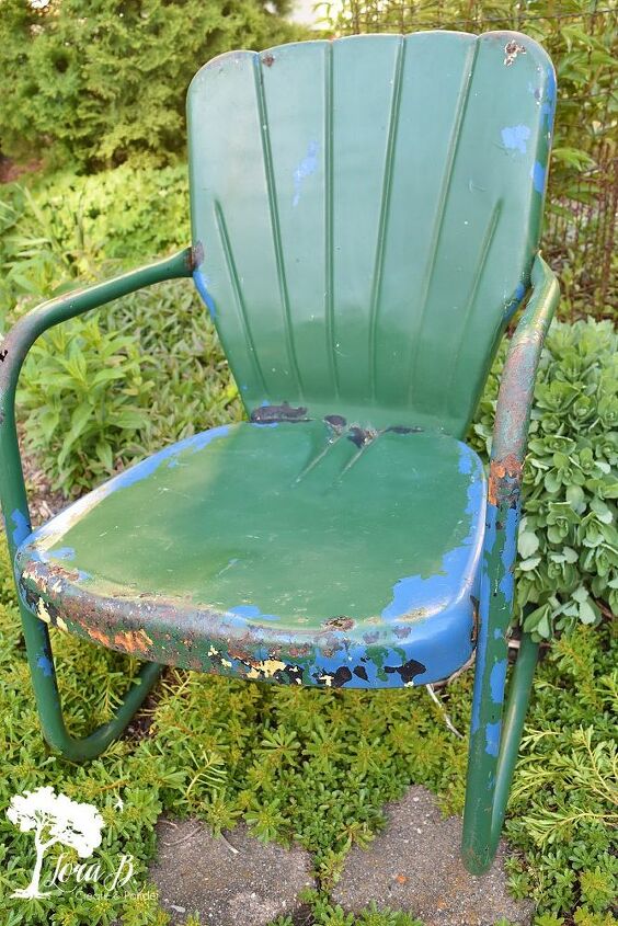 como renovar las sillas de jardin metalicas antiguas
