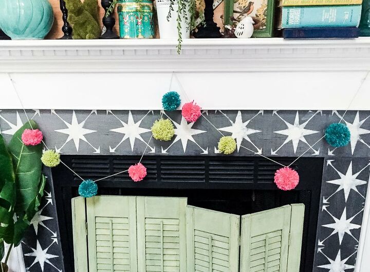 13 bonitas y elegantes decoraciones con pompones para tu casa, Guirnalda de Pom Pom