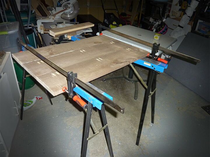 diy patio table for two, Add glue and clamp overnight