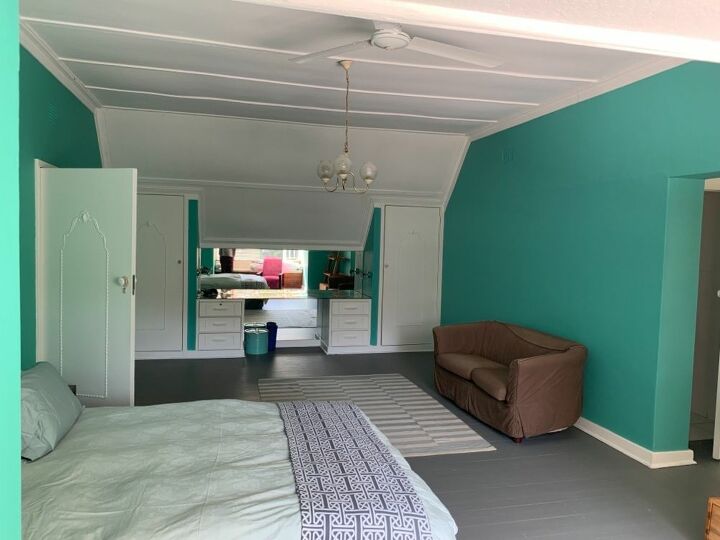 how do i make this turquoise room look less like an 90s disaster