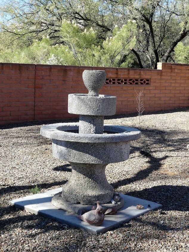 q need help with this rough concrete fountain