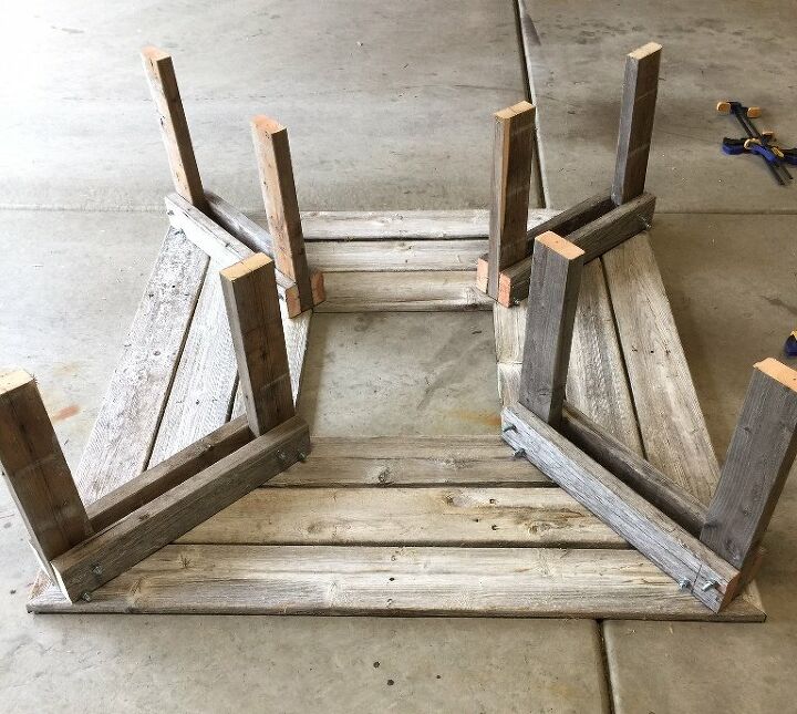 How to Build a Reclaimed Wood Tree Bench DIY | Hometalk