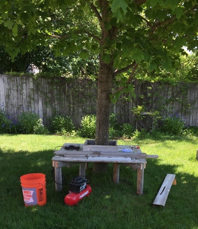 How to Build a Reclaimed Wood Tree Bench DIY | Hometalk