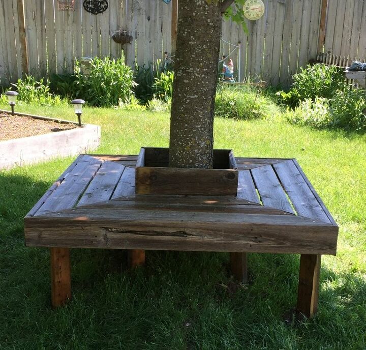 How to Build a Reclaimed Wood Tree Bench DIY | Hometalk