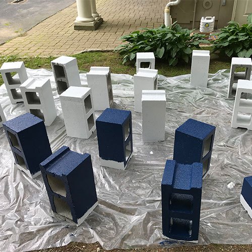 diy vertical cinder block planters sculpture