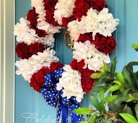 make a patriotic wreath