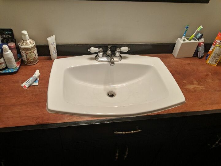 q make this wood vanity pretty