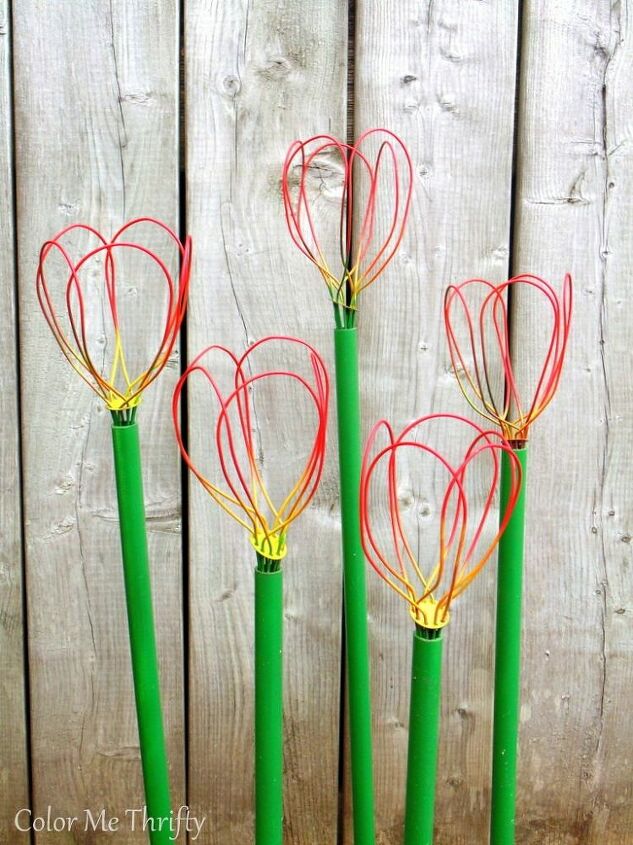 como fazer tulipas com batedores de arame