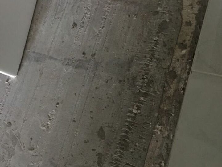 q hoy do i level this floor