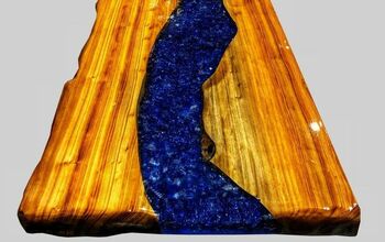 DIY Epoxy Bar Top Using Reclaimed Wood That GLOWS