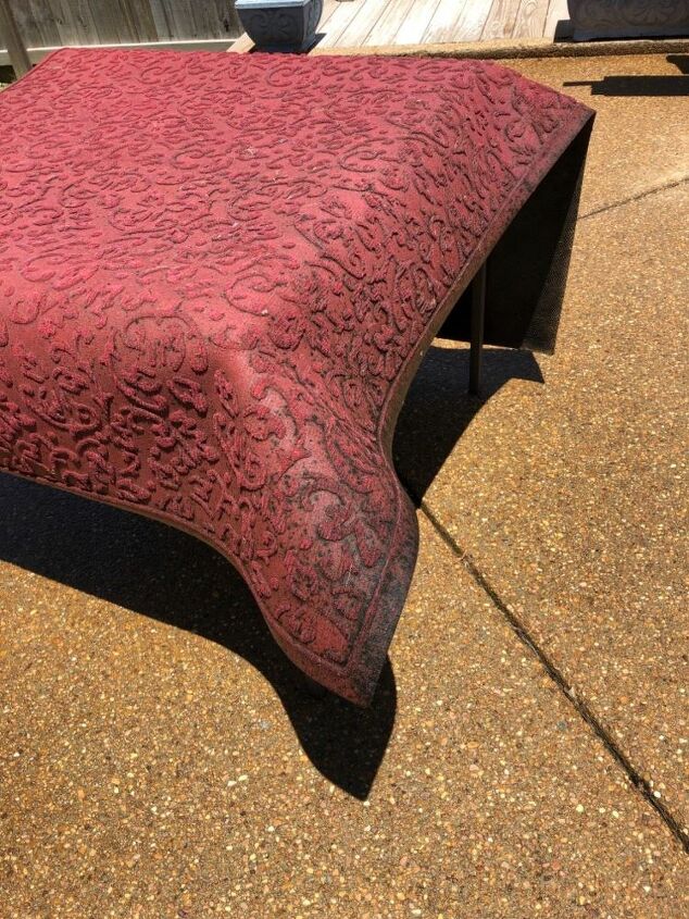 Outdoor Rug That Is Pretty Moldy, How To Get Mold Out Of Outdoor Rug