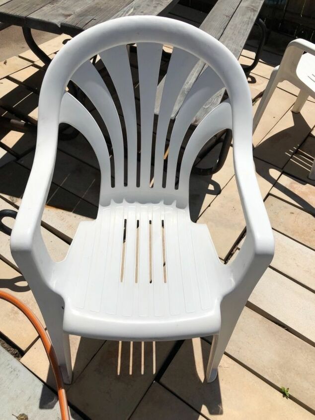 plastic chairs repainted into beautiful patio chairs, Clean plastic chair