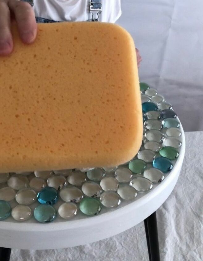 easy diy dollar store glass bead table