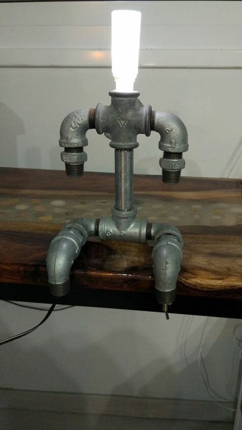 industrial iron pipe lamp