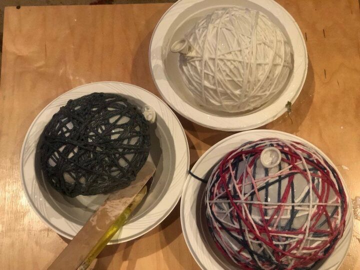 patriotic yarn balls super easy diy