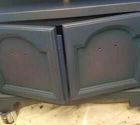 bland to grand tv stand, Doors with 3 color blend