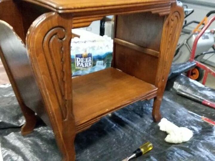 q what to do with this magazine rack