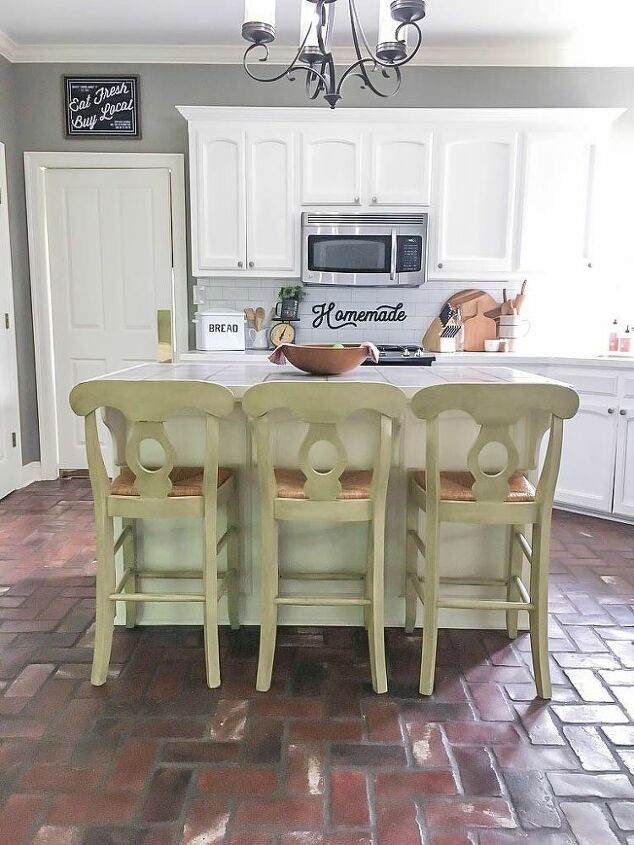 Bar Stool Makeover With Milk Paint Diy, Best Type Of Paint For Bar Stools