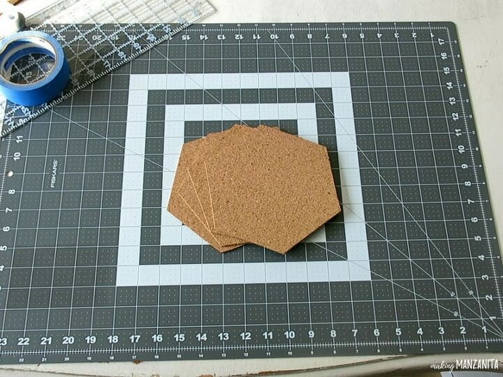 como fazer placas de memorando hexagonais de cortia