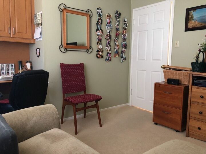 q how to decorate a small room