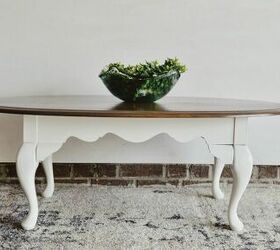 Out-dated Coffee Table Turned Farmhouse Chic