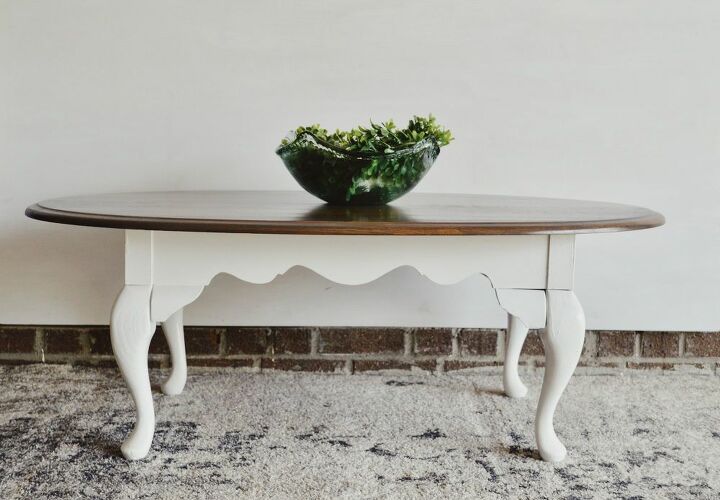 out dated coffee table turned farmhouse chic