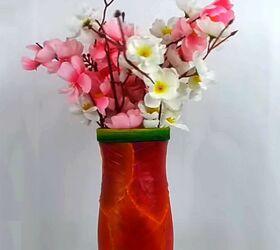 Creative Use of Peepal Leaves and Plastic Bottle to Make Flower Vase!