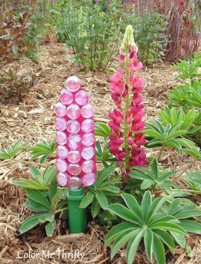 repurposed garden trowel flower