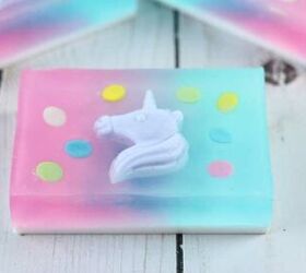 unicorn melt and pour soap