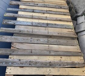 perfectly repurposed pallets to pony wall, Adding pallets strips