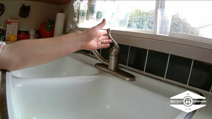 easy kitchen faucet swap
