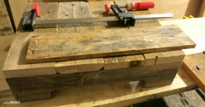 cmo hacer una mesa auxiliar de madera de palet de estilo rstico