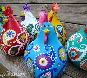creating some gossipy paisley chickens