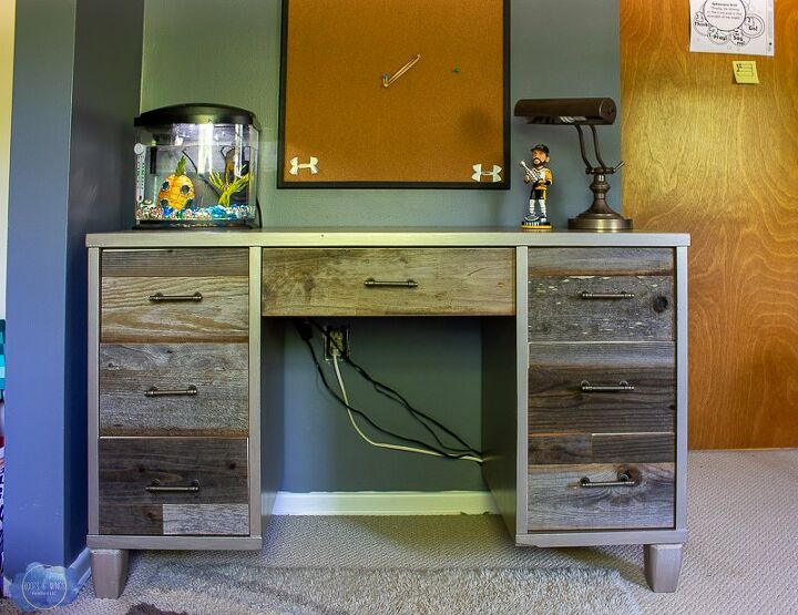 reclaimed wood desk the easy way